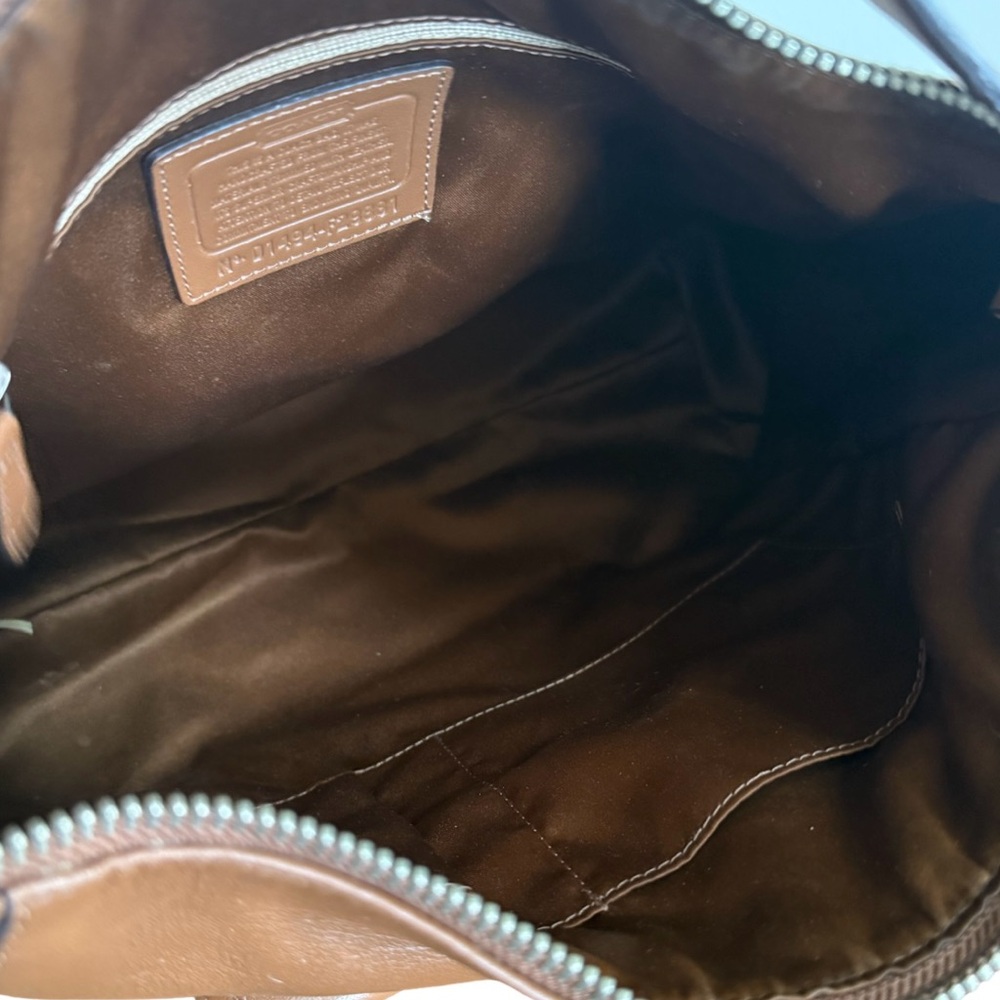 Authentic Coach Charlie Tan Leather Shoulder Bag! COA Included! - Picture 12 of 15